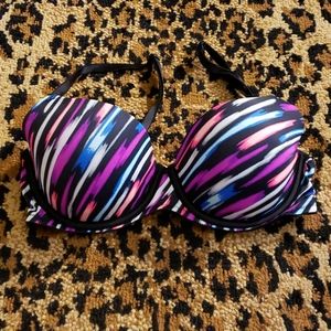 ❌❌SOLD ❌❌ PINK VICTORIAS SECRET BRA